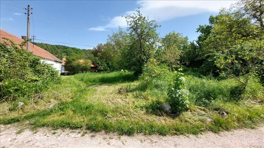 Sokobanja,Šarbanovac dve kuće 71kvm+7,62a