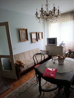 Voždovac-Braće Jerković-99m2 -troiposoban-uknjižen