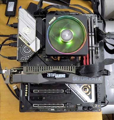 ASRock X570 Taichi WiFi BT + AMD Ryzen 7 5700X