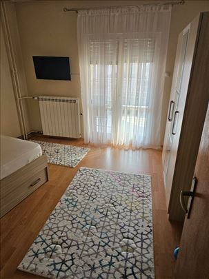 Četvorosoban stan u centru