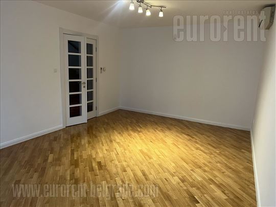 ID#37438, Izdavanje, Kuća, Voždovac, 160 m2 + 3,0 