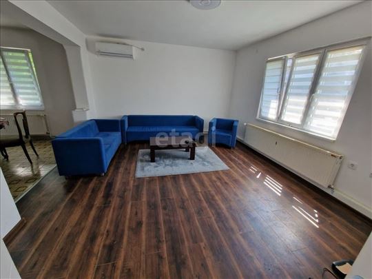 Potpuno renovirana kuća sa 5 spavaćih soba