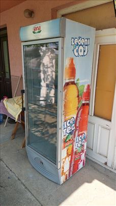 Rashladna vitrina 560 litara 