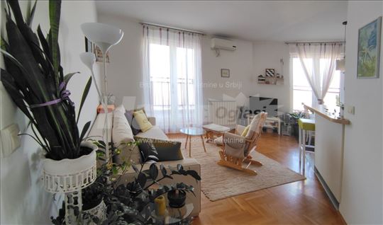 Svetao stan u Stepi, 42m2 + 23m2 terasa s pogledom
