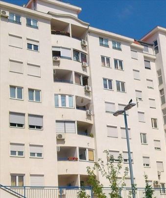 Vođdovac 45m2 Shopping Centar Stadion Zaplanjska