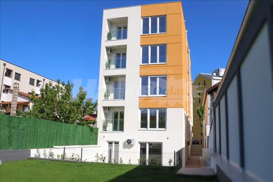 Zemun, 59m trosoban, useljiv,