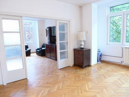 Kumodraška, 85m2, trosoban stan za poslovne namene
