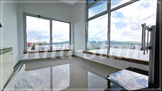 Leštane, 70m2, tri kancelarije, LUX