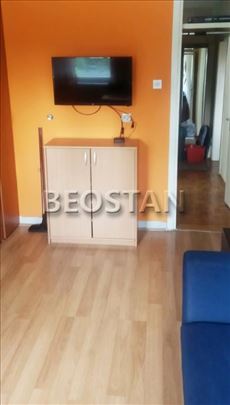 Novi Beograd - Blok 63 novogradnja garaza #62160