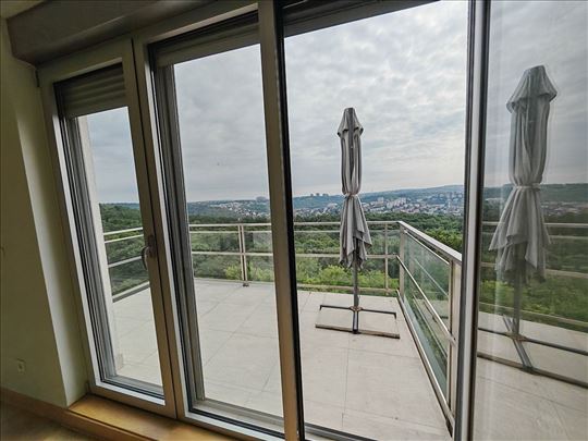 Penthouse Lux, Košutnjak, Luke Vojvodića, Za Prepo