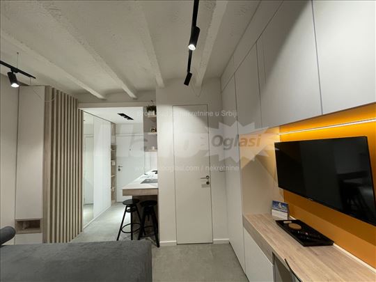 Studio - Lux kod Zire (Vuk)