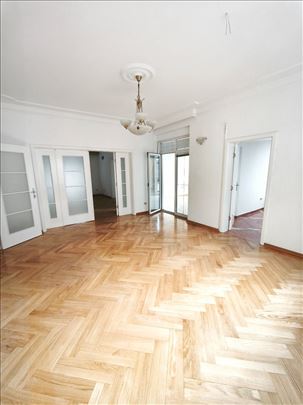 Vracar KOD HRAMA 7 soba/rooms LUX Pet friendly 