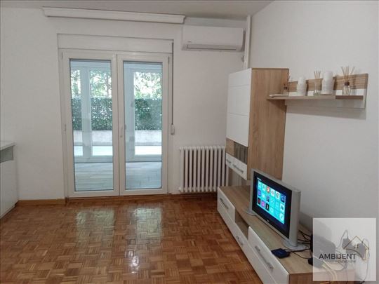 4.0 Stan – BeŽanijska Kosa, Novi Beograd