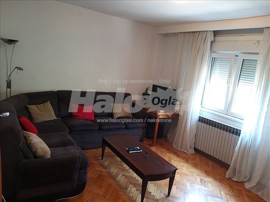 Izdajem dvisoban stan na Voždovcu u blizini biosko