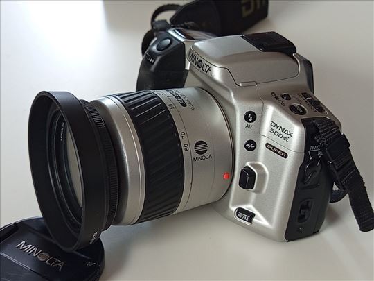 Minolta Dinax 500si super i AF 28-80mm (na stanju)