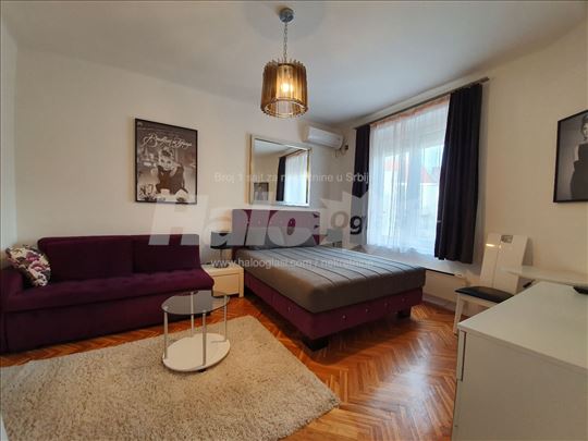 Moderno opremljen jednosoban stan 25m2