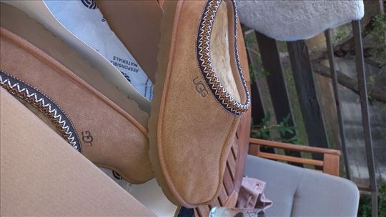 Ugg