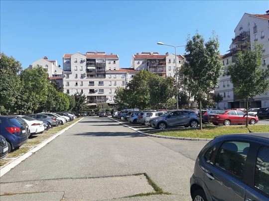 Uknjižen  stan u Marka Čelebonovića 