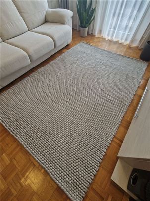 Vuneni tepih modernog dizajna kao nov 160cmx230cm