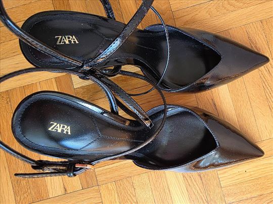 Zara cipele sa potpeticom