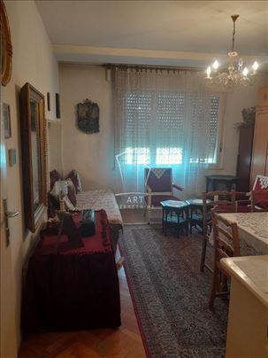 Bajloni, Cara Dušana, 34m2 ID#10843