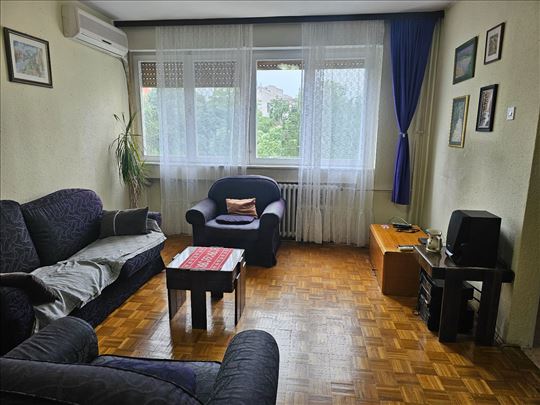 Dve spavaće sobe, najbolja lokacija. 56m2