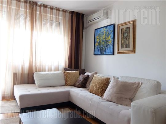ID#40173, Izdavanje, Stan, Blok 22, 80 m2
