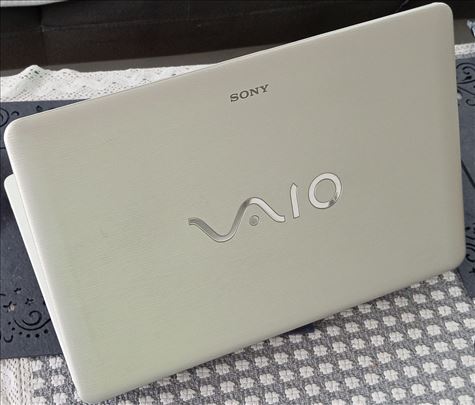 laptop  Sony pcg 7186m