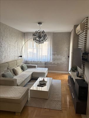 Moderan stan u ulici Laze Kostića (CENTAR) 