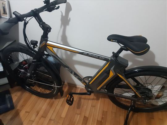Nov električni bicikl E Prime Evo R21