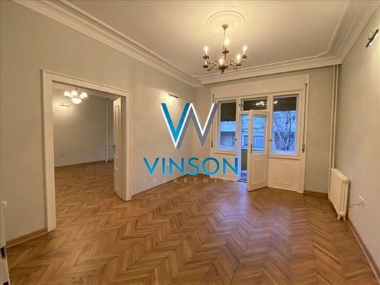 Novi Sad, Centar - Nenamešten salonski stan ID#910