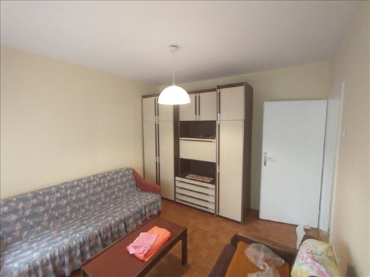 Voždovac-Vojvode  Stepe-65m2-dvoiposoban-namešten