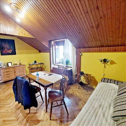 Vračar, Cvetni trg, Njegoševa, četvorosoban, uknji