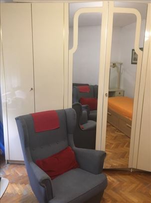 Zvezdara teatar, 1.0, parking mesto