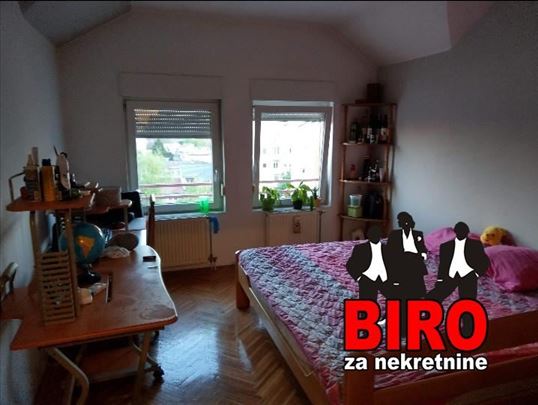 ---Četvorosoban stan kod Ž. stanice 91 m2---