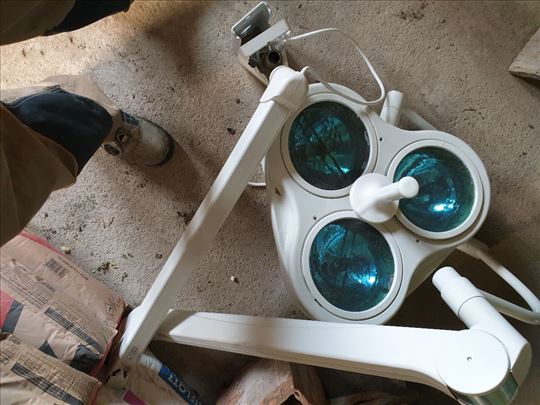 Hirurška lampa Heraeus