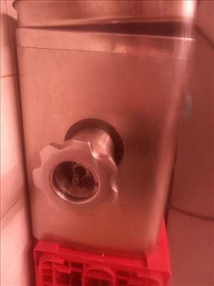 Mašina za mlevenje mesa M70