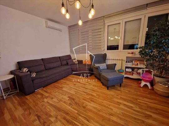 Olimp, mereno 66m2, renoviran, namešten, sa parkin