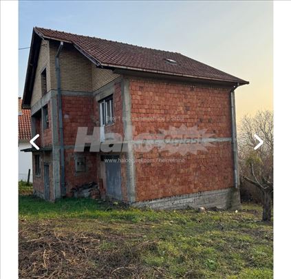 Prodajem kucu - Popovic - blizu Ralje