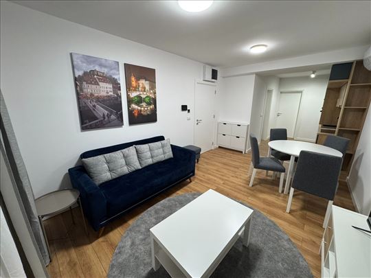 Roze Luksemburg, apartman od 48 m2