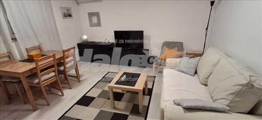 Udoban, svetao, kod Botaničke bašte,  1.5