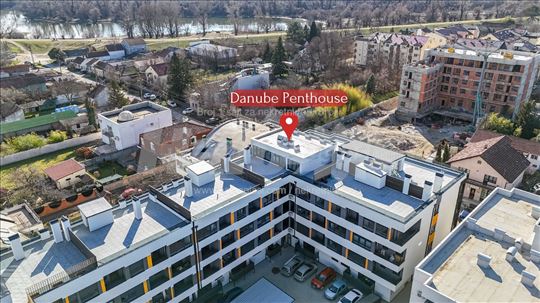 Dupleks 224m² sa krovnom terasom i garažom