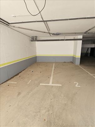 Garažna mesta Preradovićeva ulica