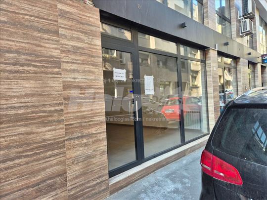 Izdaje se lokal, Vračar, Kalenić 58m2