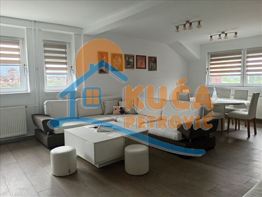 Izdaje se odličan duplex u blizini Delta planet-a,