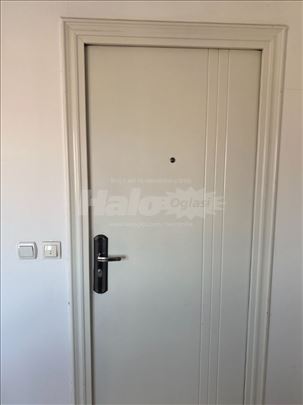 Izdajem stan 45m² na Altini