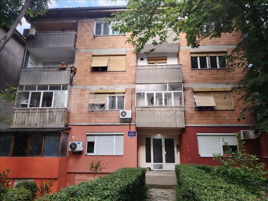 Квартира после ремонта с новой техникой и мебелью 