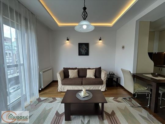 Lux - Vojislava Ilića