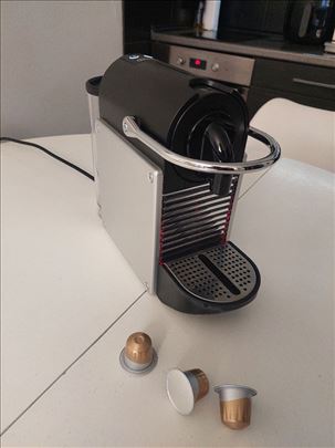 Nespresso DeLonghi Pixie
