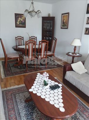 Novi Beograd - 33 blok, trosoban stan 78m2